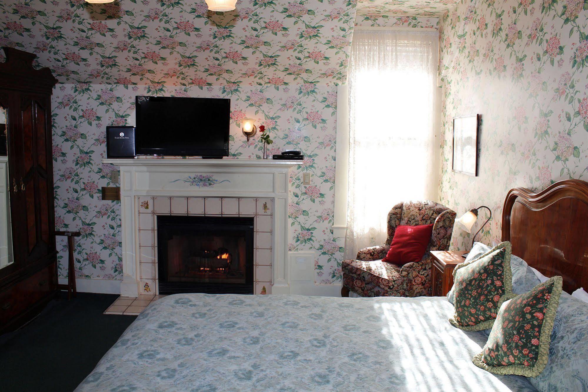 Gosby House Inn, A Four Sisters Inn Pacific Grove Extérieur photo
